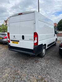 PEUGEOT BOXER