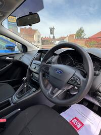 FORD FOCUS