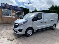 VAUXHALL VIVARO